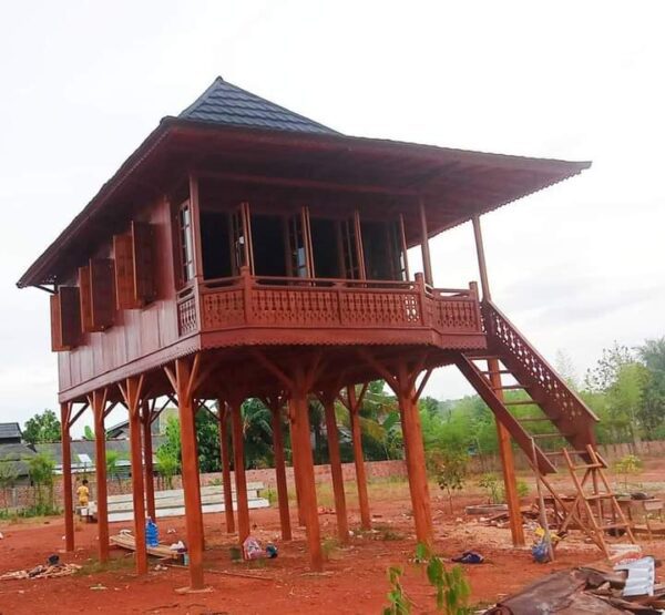 Rumah Panggung Limas: Solusi Hunian Kokoh dan Estetik untuk Berbagai Lokasi - Gambar 2