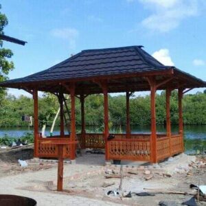 Gazebo: Kenikmatan Alam dengan Sentuhan Keindahan Tradisional dan Modern